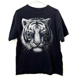 Vintage tiger print shirt
